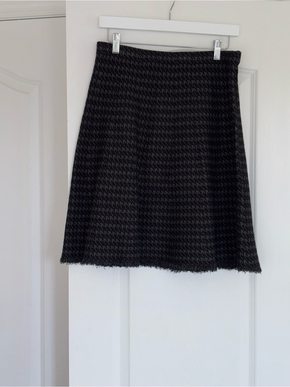Max Studio Black Textured Circle Skirt
